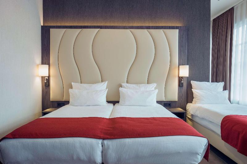 Номер Стандарт, Plaza Premium Den Haag City Center