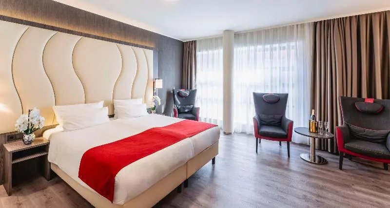 スタンダード４人部屋, Plaza Premium Den Haag City Center