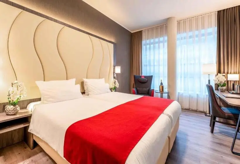 コンフォートルーム, Plaza Premium Den Haag City Center