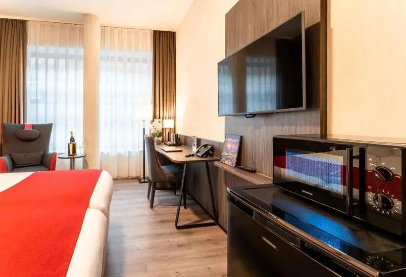 コンフォートルーム, Plaza Premium Den Haag City Center