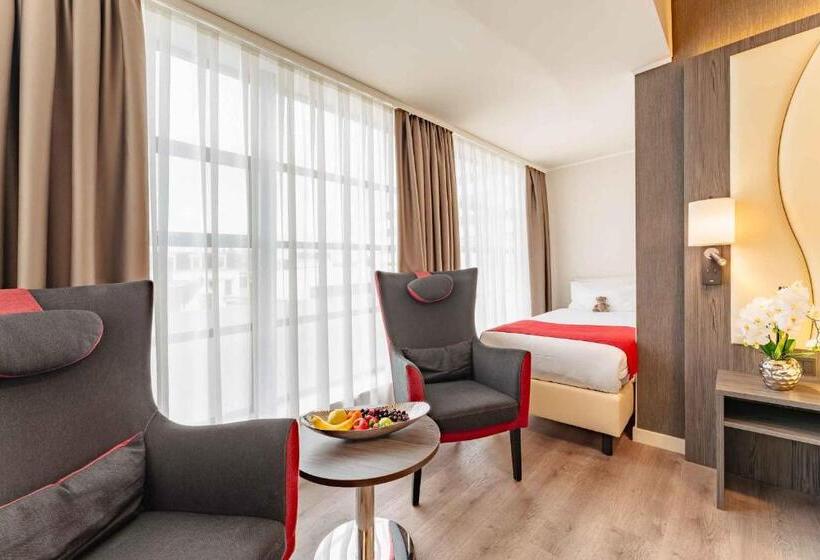 스탠다드 트리플 룸, Plaza Premium Den Haag City Center