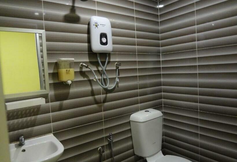 غرفة ديلوكس, Comma