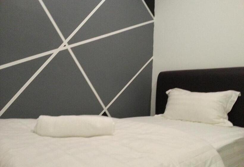 غرفة قياسية فردية, Comma