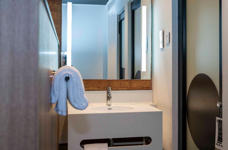 اتاق استاندارد, Onomo Hotel Douala