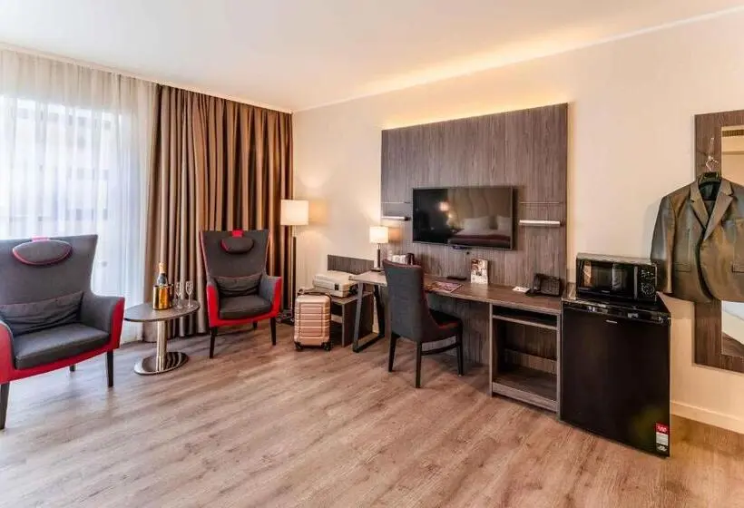 スタンダード４人部屋, Plaza Premium Den Haag City Center