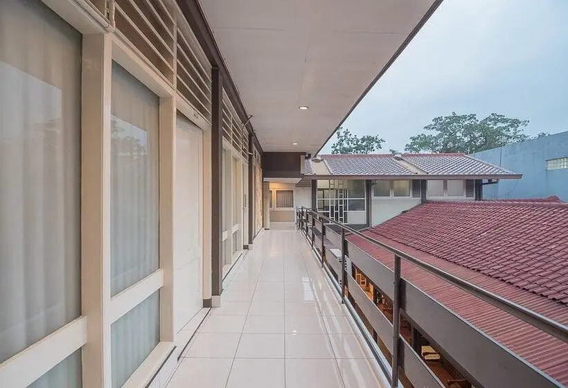 スタンダードルーム, Reddoorz Plus Near Museum Geologi Bandung