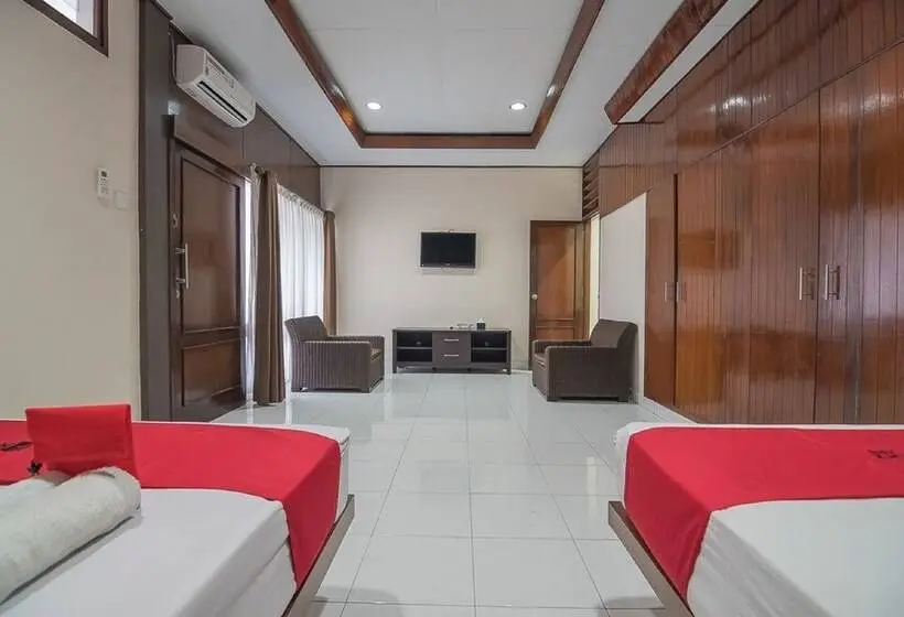ファミリールーム, Reddoorz Plus Near Museum Geologi Bandung