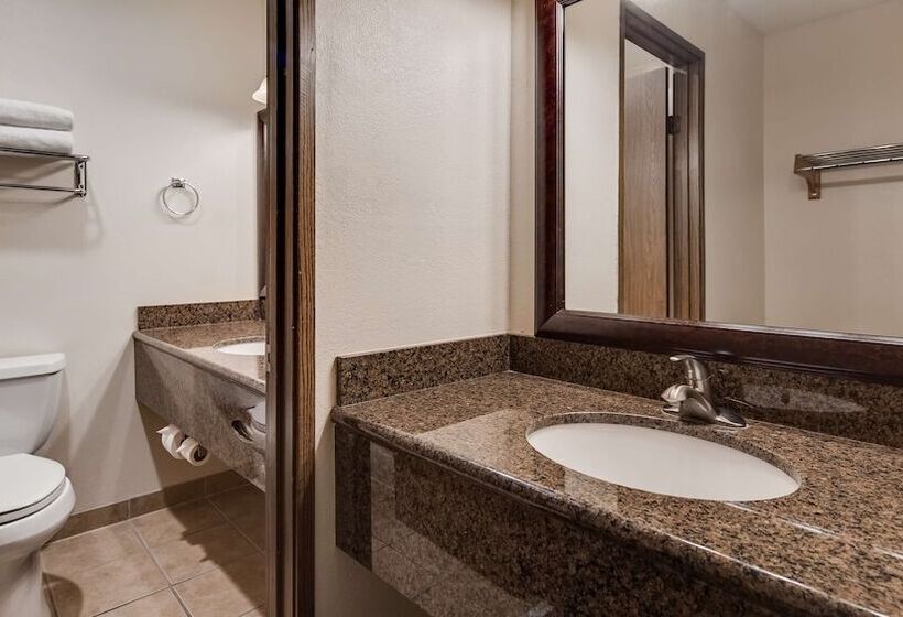 סוויטה משפחתית, Best Western Hidesert Inn