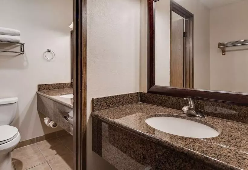 Perhesviitti, Best Western Hidesert Inn