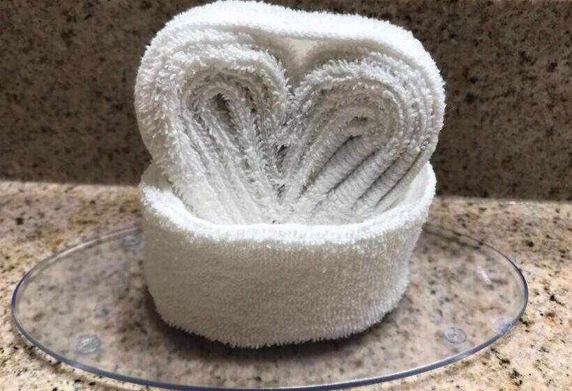 جناح سرير كينج, Best Western Inn & Suites Monroe