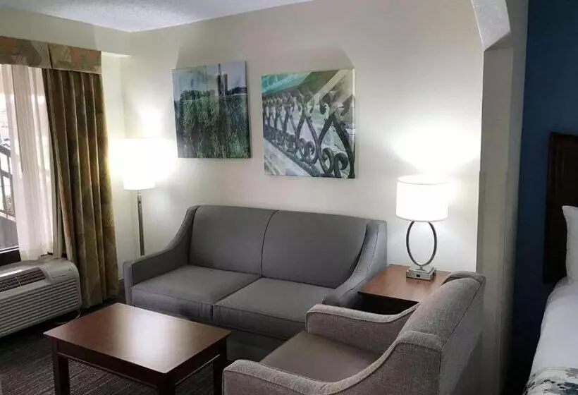 キングサイズベッドのスタンダードルーム, Best Western Inn & Suites Monroe