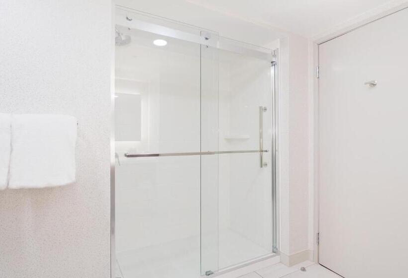 اتاق پرمیوم, Holiday Inn Express & Suites Phoenix   Tempe, An Ihg