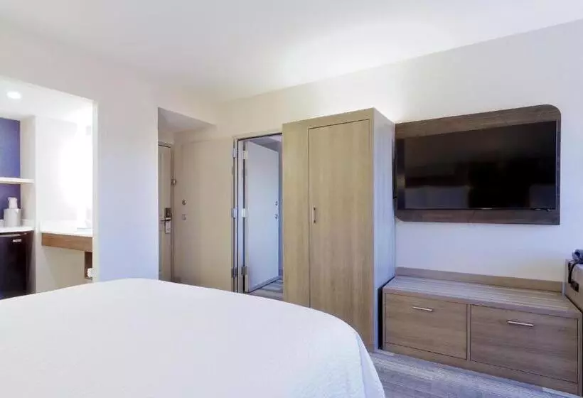 身障者適用キングサイズベッドルーム, Holiday Inn Express & Suites Phoenix   Tempe, An Ihg