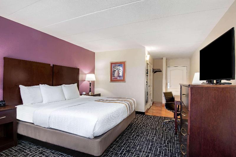 Стандартный Номер Кровать Кинг, La Quinta By Wyndham Lexington Park   Patuxent