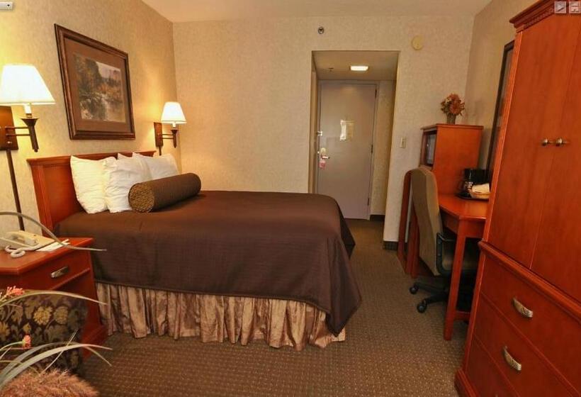 غرفة قياسية, Ramada By Wyndham Plymouth Hotel & Conference Center