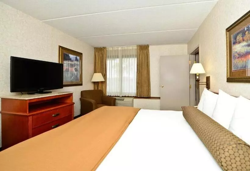 2ベッドスイートルーム, Ramada By Wyndham Plymouth Hotel & Conference Center