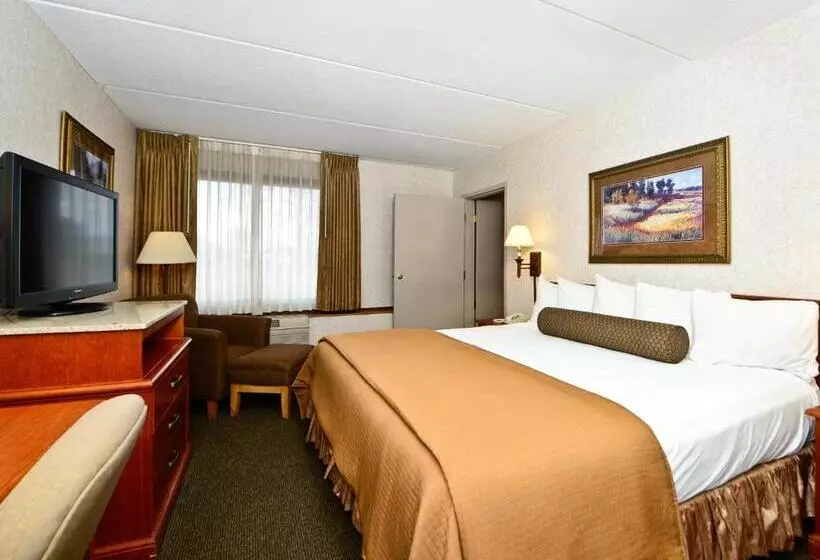 2ベッドスイートルーム, Ramada By Wyndham Plymouth Hotel & Conference Center