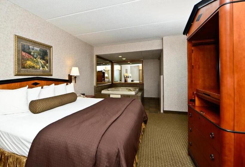 جناح سوبيريور غرفتين نوم, Ramada By Wyndham Plymouth Hotel & Conference Center