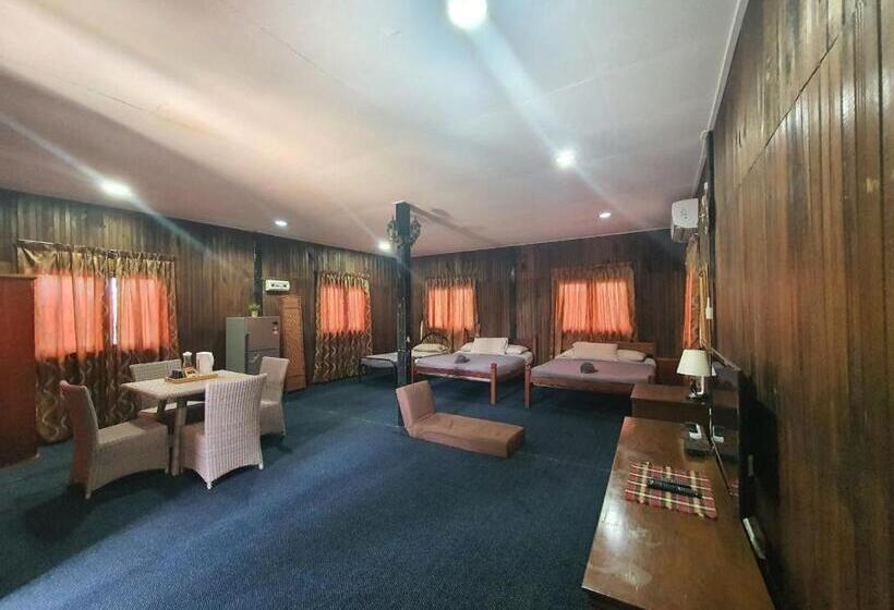 家庭套房, Nks Chalet