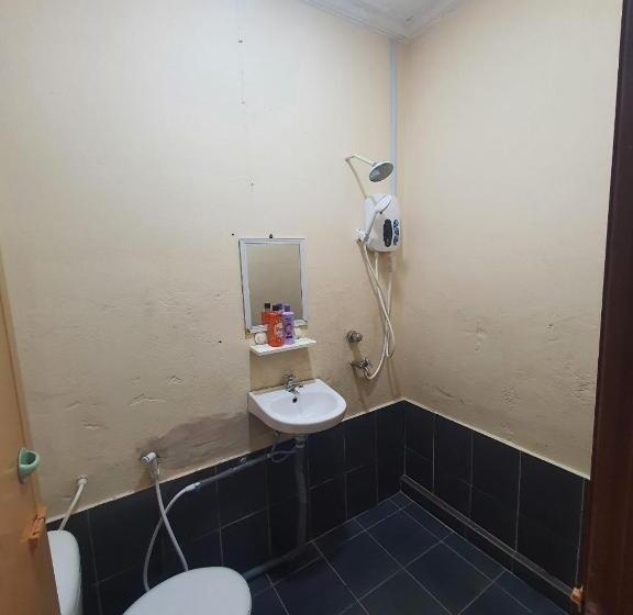 חדר סטנדרט לשלושה, Nks Chalet