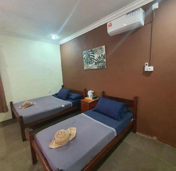 Номер Стандарт Трехместный, Nks Chalet