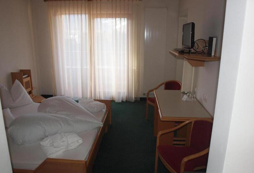 标准间带山景, Sporthotel Rasen