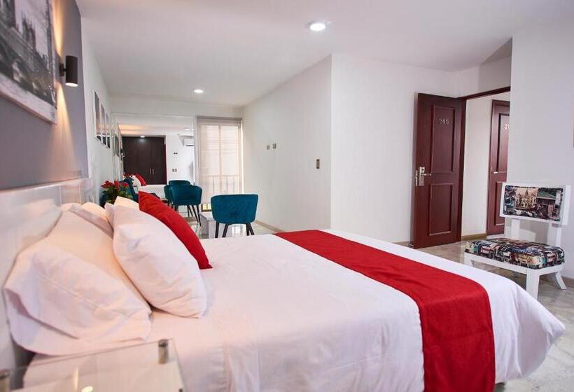 اتاق لوکس سه تخته, Casa Esmeralda Hotel Boutique