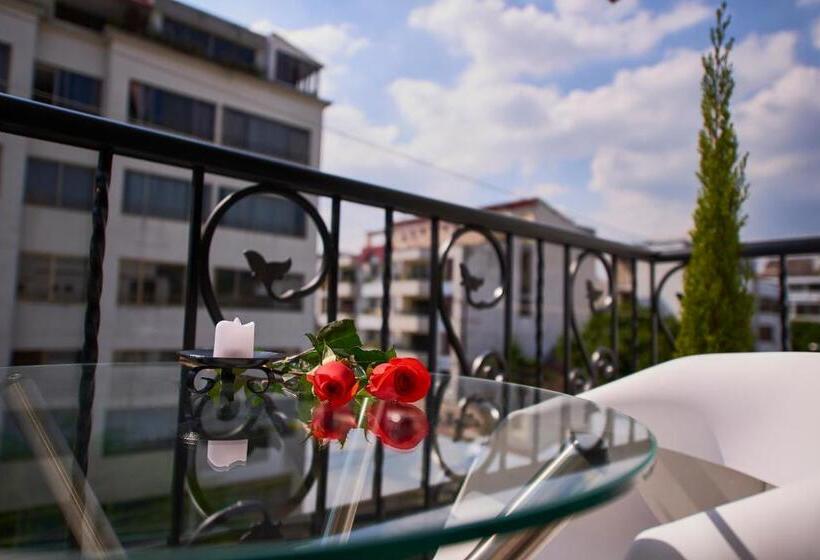 اتاق استاندارد سه تخته با بالکن, Casa Esmeralda Hotel Boutique