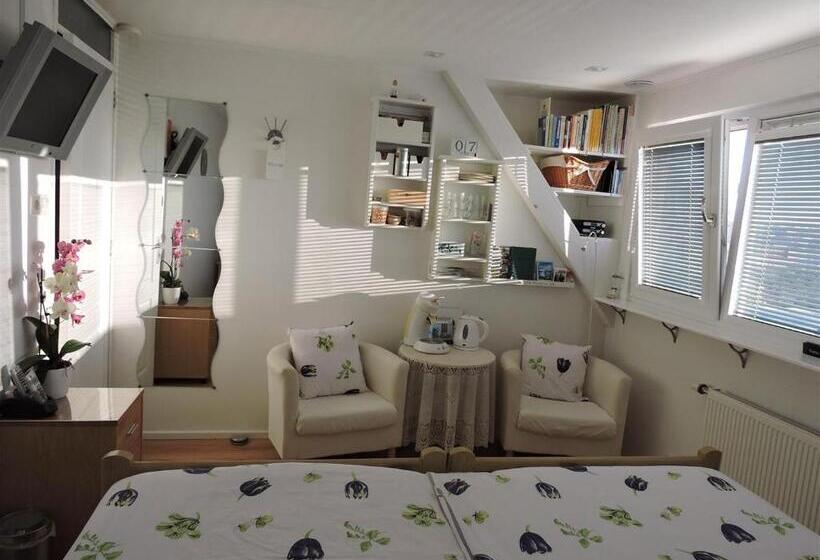 חדר דלוקס, B&b  Four Seasons