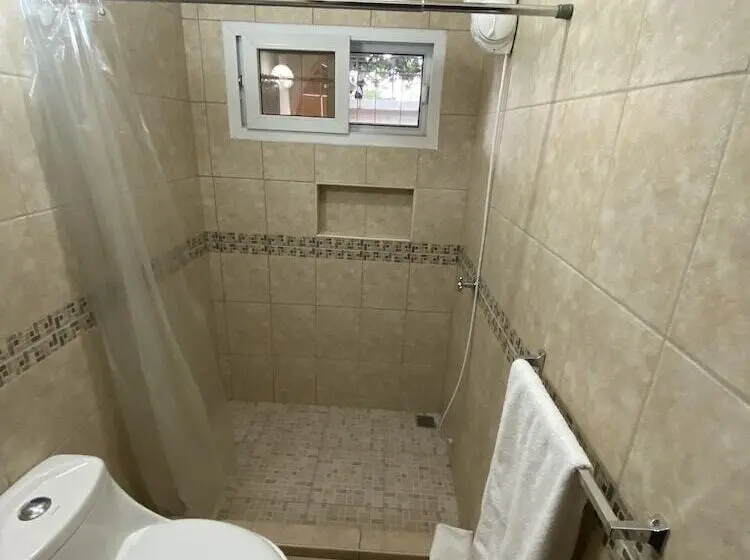اتاق لوکس, Portal Los Castaños
