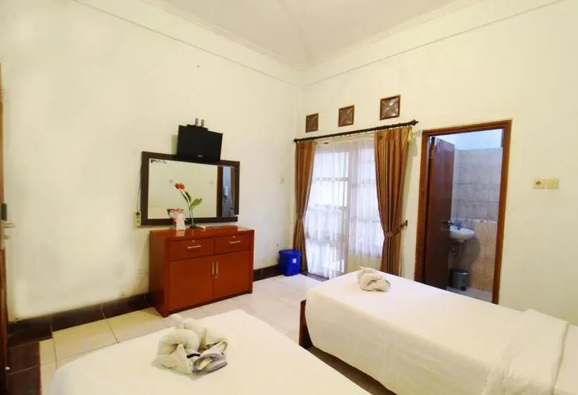 Superior Room, Sinergi Hotel Tretes
