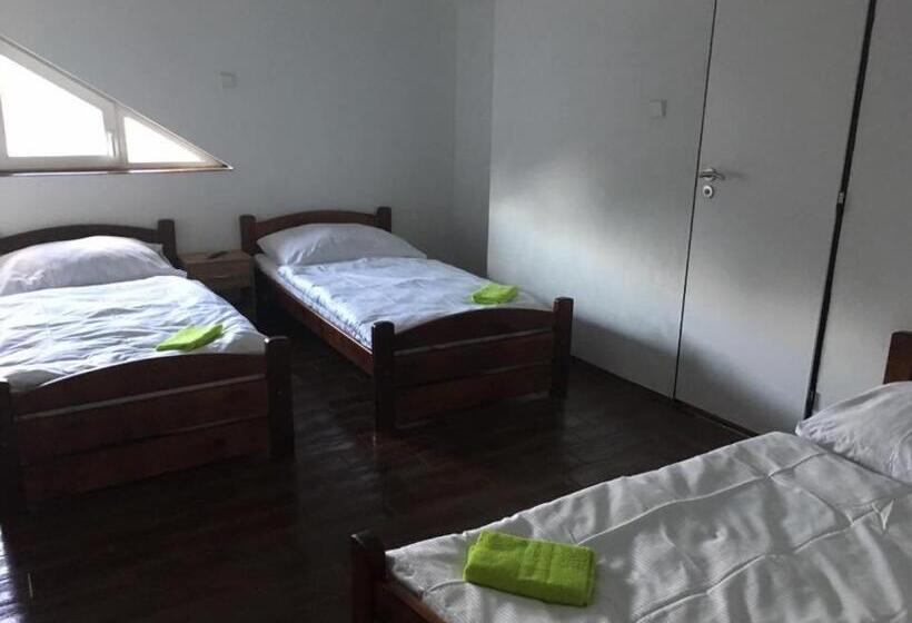 コンフォートトリプルルーム, Penzión Brabčák