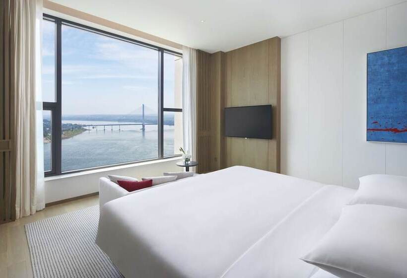 Люкс Клуб, Hyatt Regency Zhuzhou