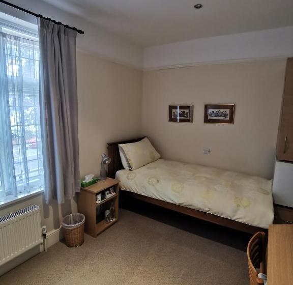 Номер Стандарт Индивидуальный, Hatsue Guest House