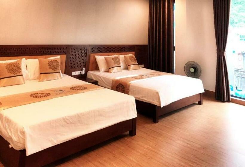 اتاق لوکس خانوادگی, Romance