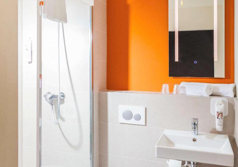 חדר סטנדרט לשלושה, Ibis Budget Huerta De Murcia