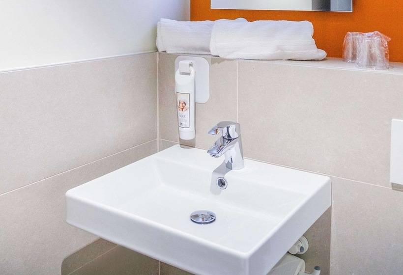 חדר סטנדרט לשלושה, Ibis Budget Huerta De Murcia