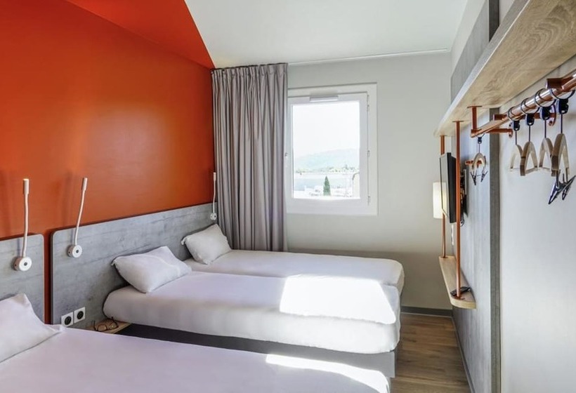 חדר סטנדרט לשלושה, Ibis Budget Huerta De Murcia