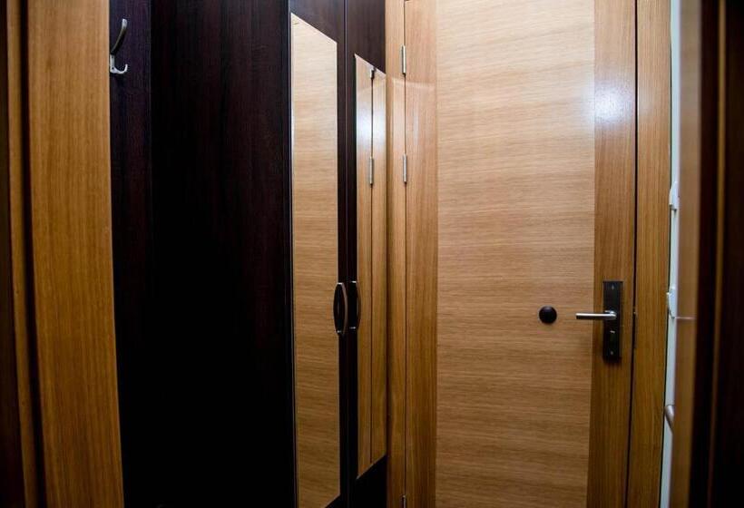 اتاق استاندارد یک نفره, Santa Villa & Restaurant