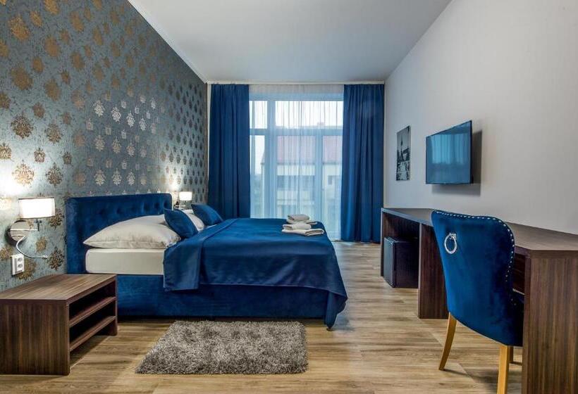 غرفة قياسية, Black Horse