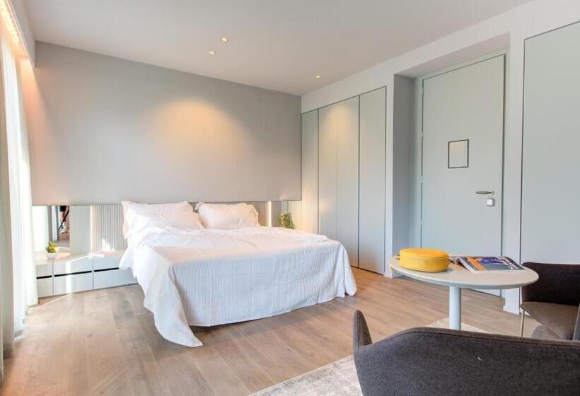 סוויטת ג'וניור, Villa Italia