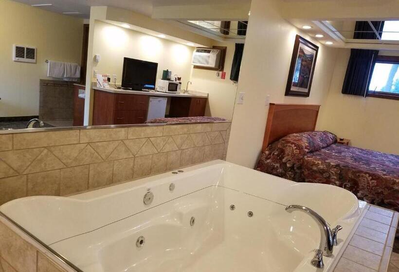 带大床的标准间, Black Hawk Motel & Suites