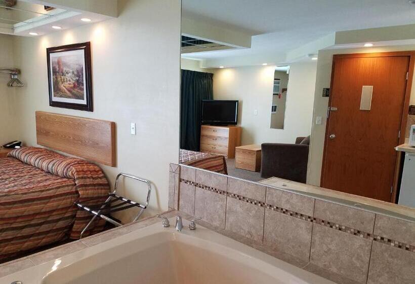 带大床的标准间, Black Hawk Motel & Suites