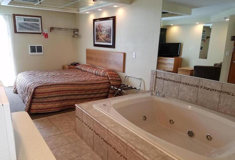 带大床的标准间, Black Hawk Motel & Suites