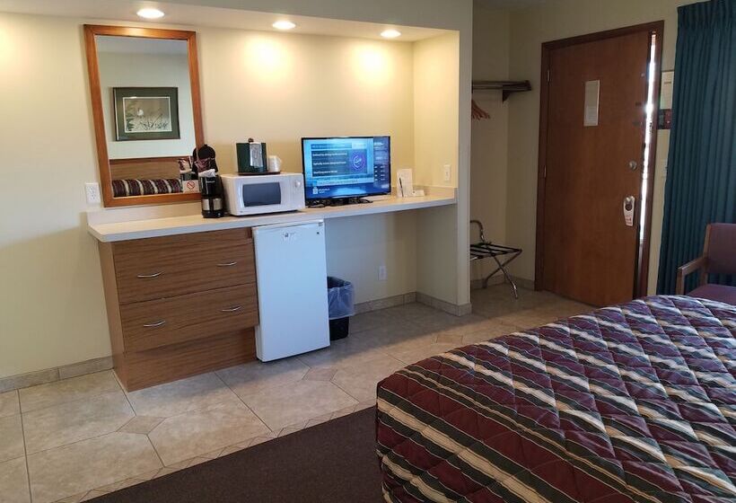 带特大床的标准间, Black Hawk Motel & Suites