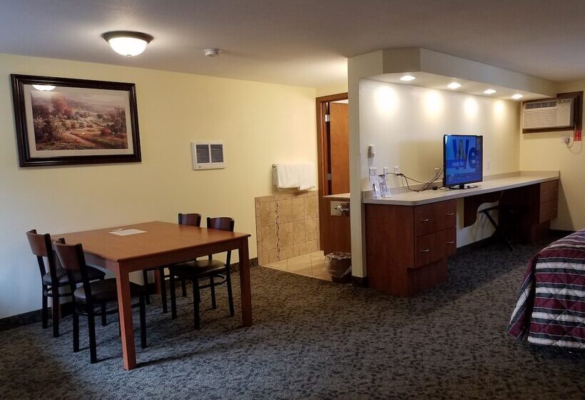 带特大床的标准间, Black Hawk Motel & Suites