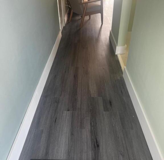 إستوديو قياسى, Breezy Palms Resort