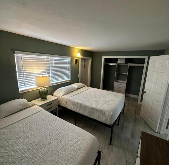 إستوديو قياسى مطل على البحر, Breezy Palms Resort