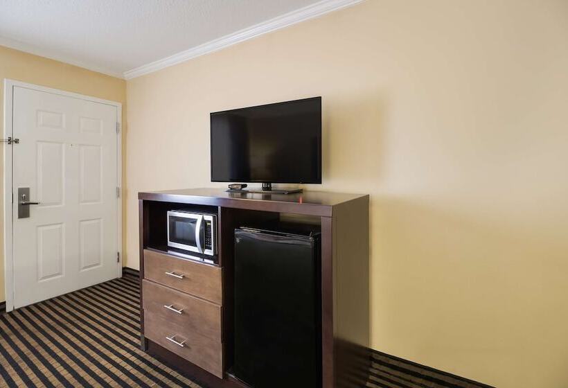 غرفه قياسيه سريرين مزدوجين, Best Western Mckenzie