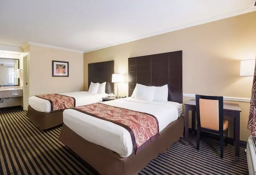 ２ダブルベッドのスタンダードルーム, Best Western Mckenzie